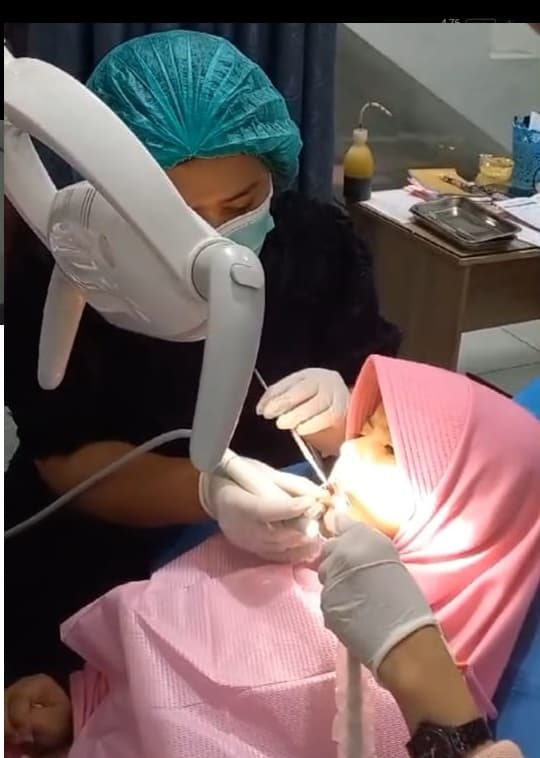 Klinik Simpang Pemda - Pelayanan Hebat Pengobatan Tepat - Klinik Terbaik di Kota Medan - Dokter Gigi Anak sejak Dini : Bersama drg. Iin Ventika Sari di Iin Dental Care Tanjung Sari Medan